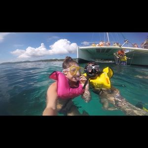 Meet your Posher, Nina